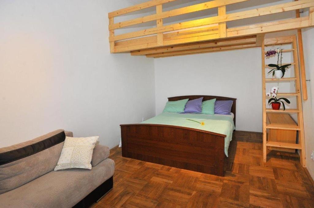 Condo In Vinohrady 프라하 외부 사진