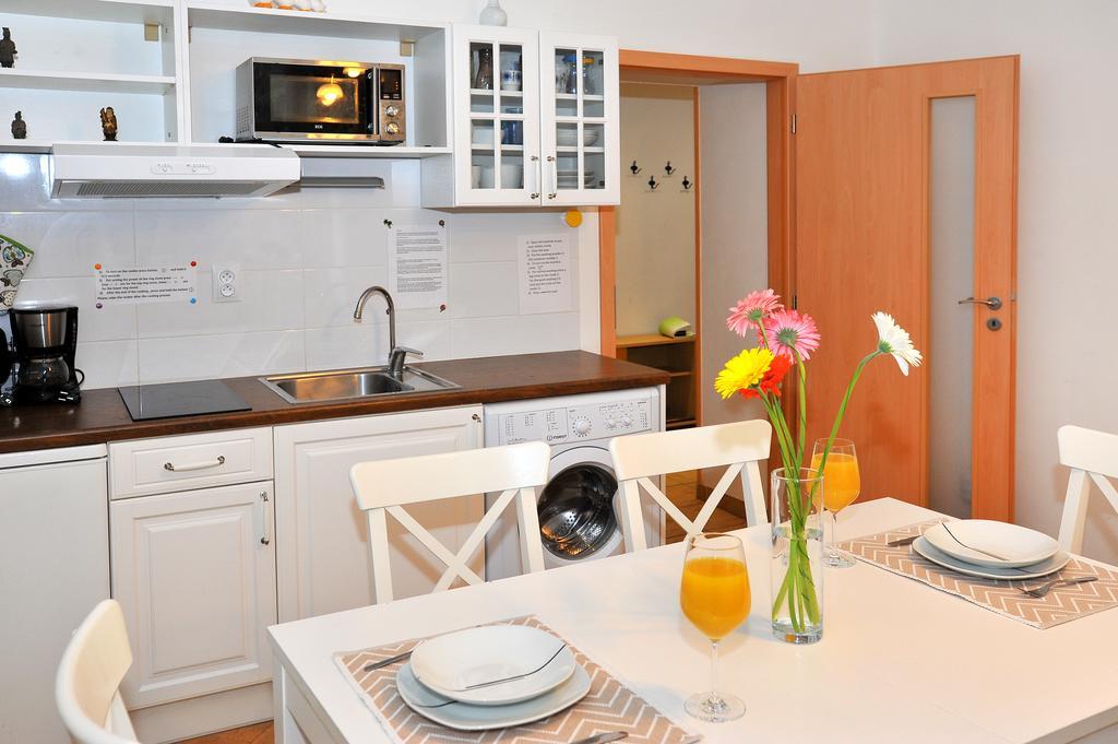 Condo In Vinohrady 프라하 외부 사진