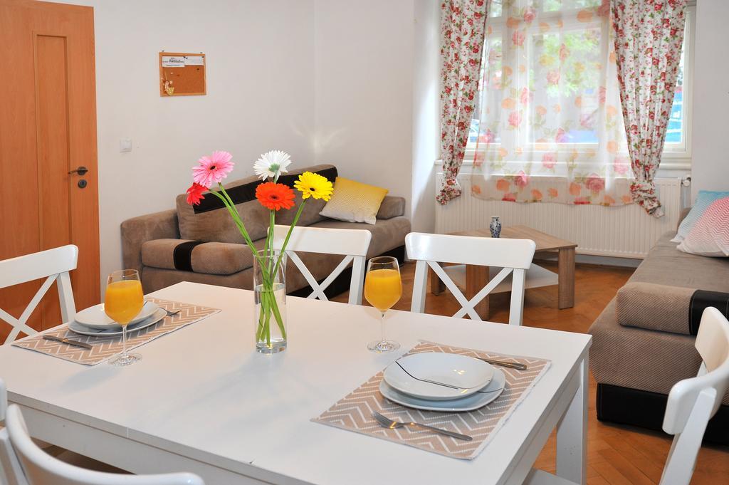 Condo In Vinohrady 프라하 외부 사진