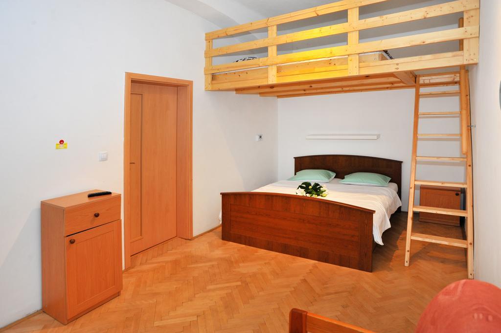 Condo In Vinohrady 프라하 외부 사진